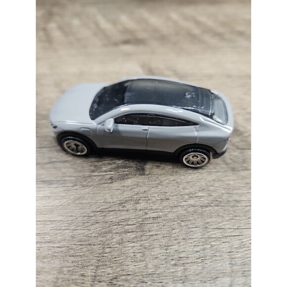 Matchbox 2021 Ford Mustang Diecast 1/64 Mattel Loose Toy Car - Picture 5 of 7